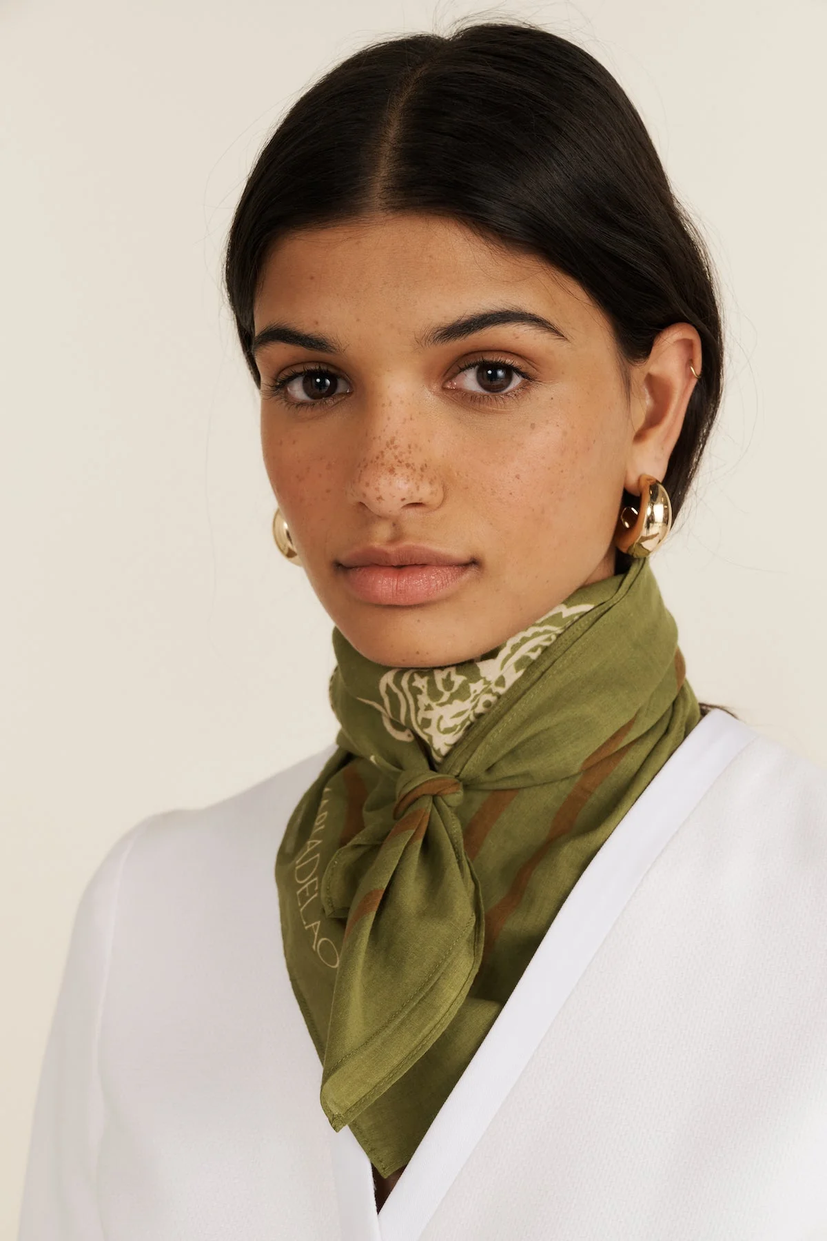 April Large Scarf - Image 3