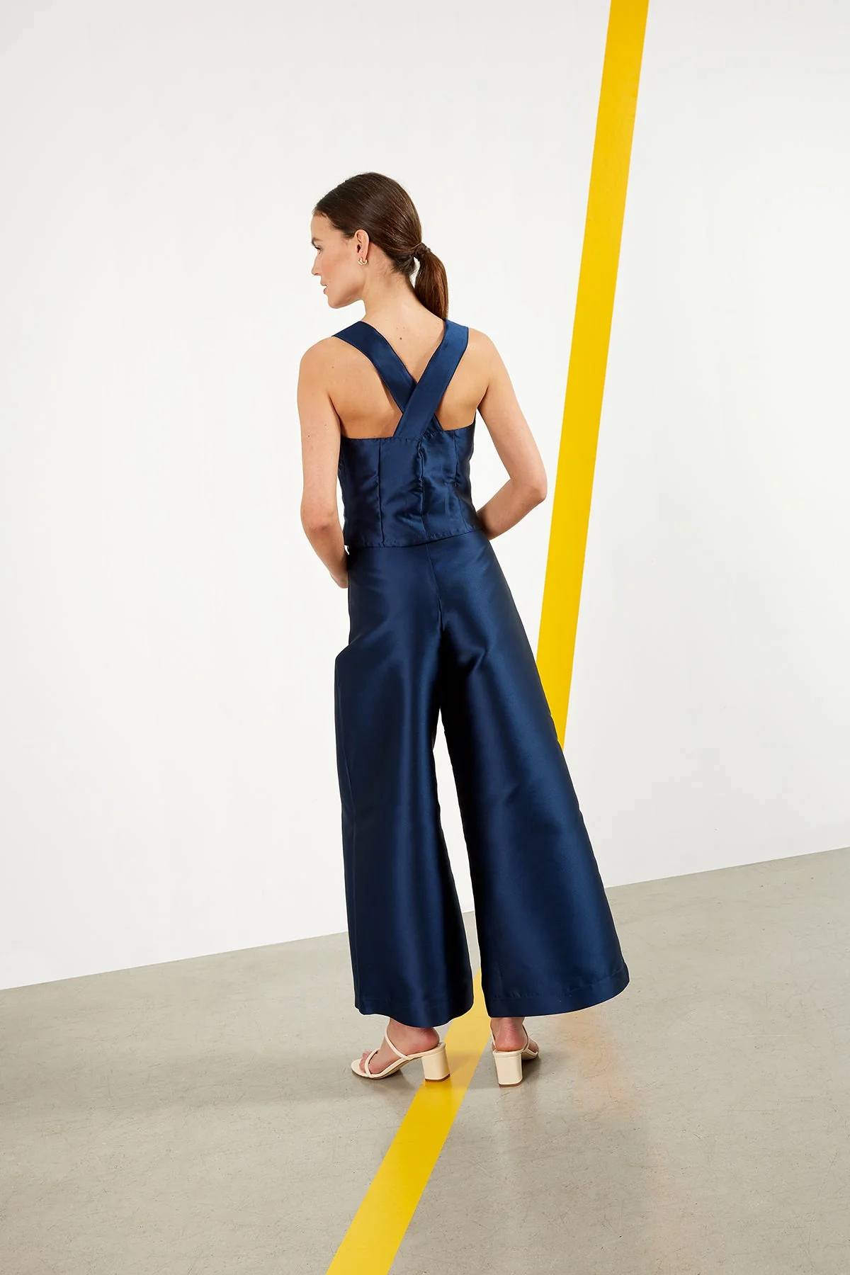 Billie Top - Image 8