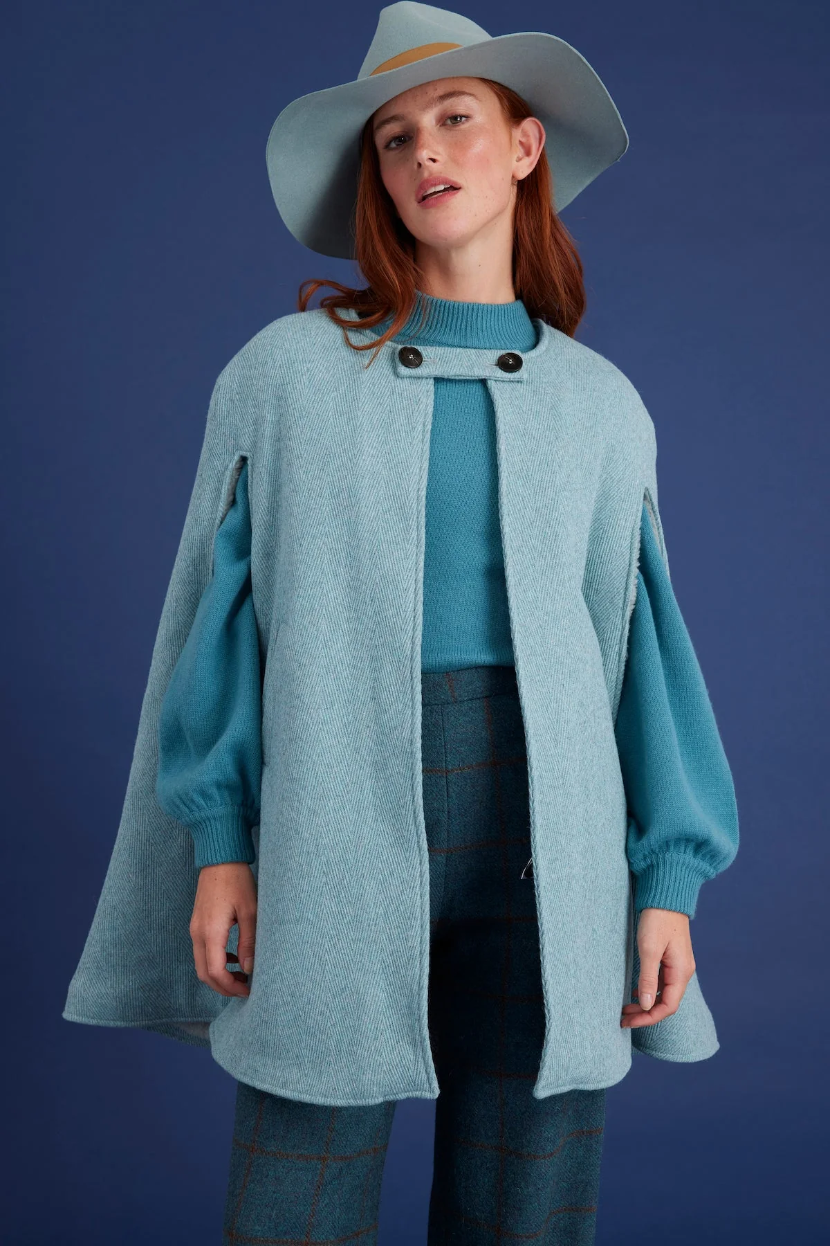 Snow Cape - Image 3
