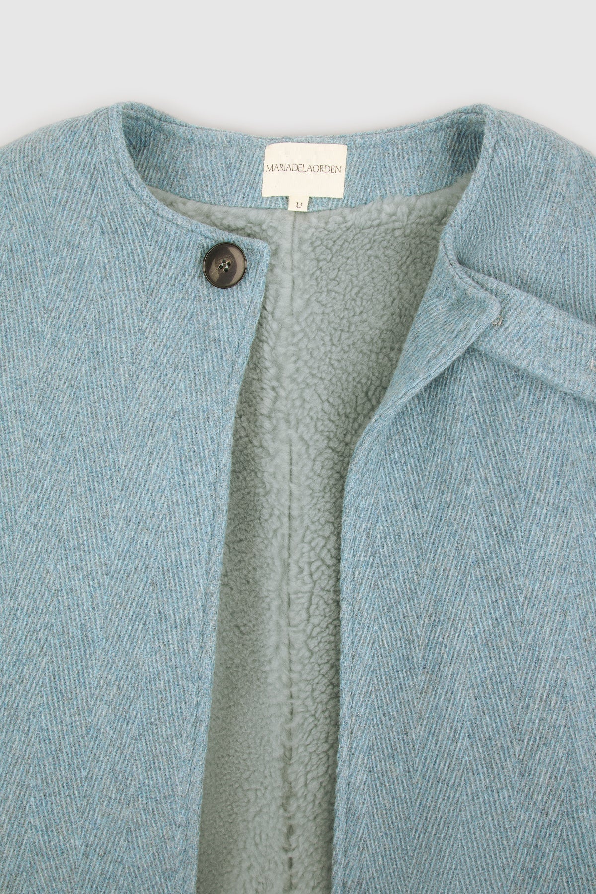 Snow Cape - Image 7